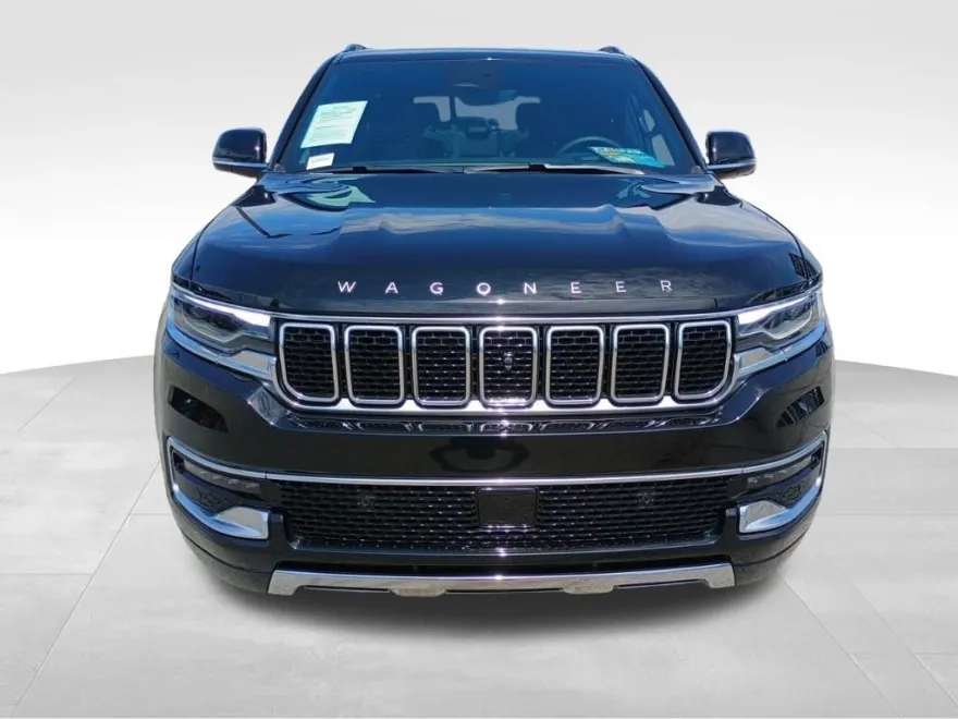 2023 Jeep Wagoneer Series III photo 1