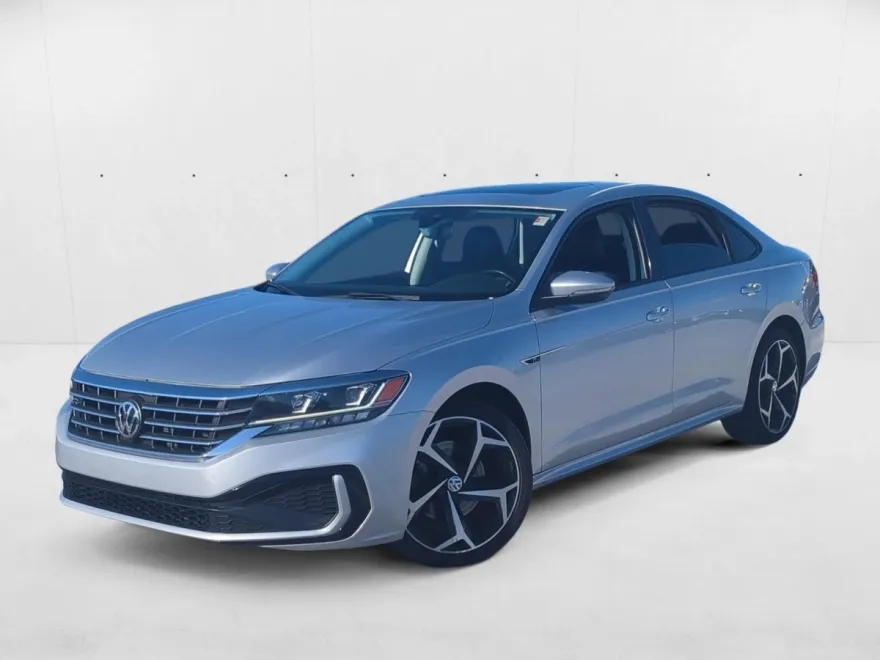 2020 Volkswagen Passat 2.0T R-Line photo 1