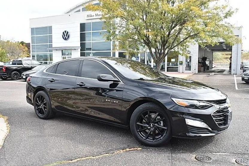 2022 Chevrolet Malibu 1LT photo 1