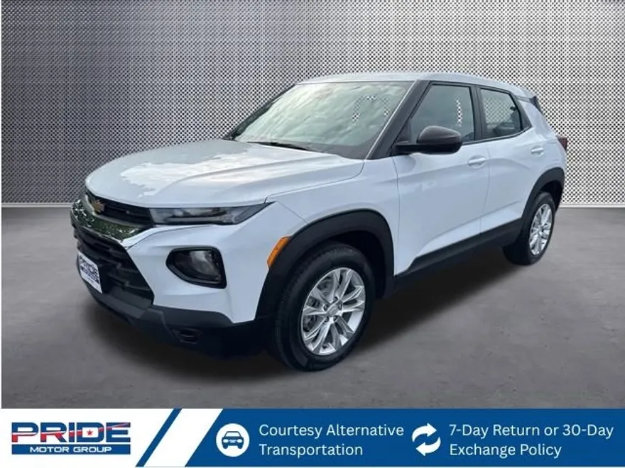 2022 Chevrolet Trailblazer LS photo 1