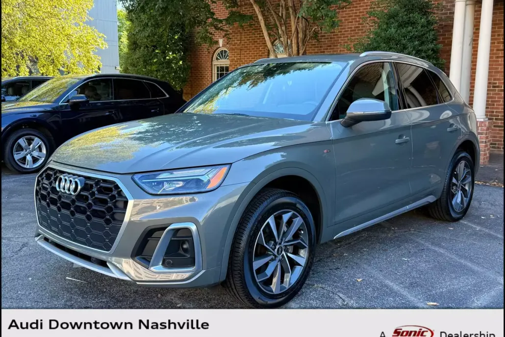 2023 Audi Q5 S line Premium Plus 45 TFSI photo 1