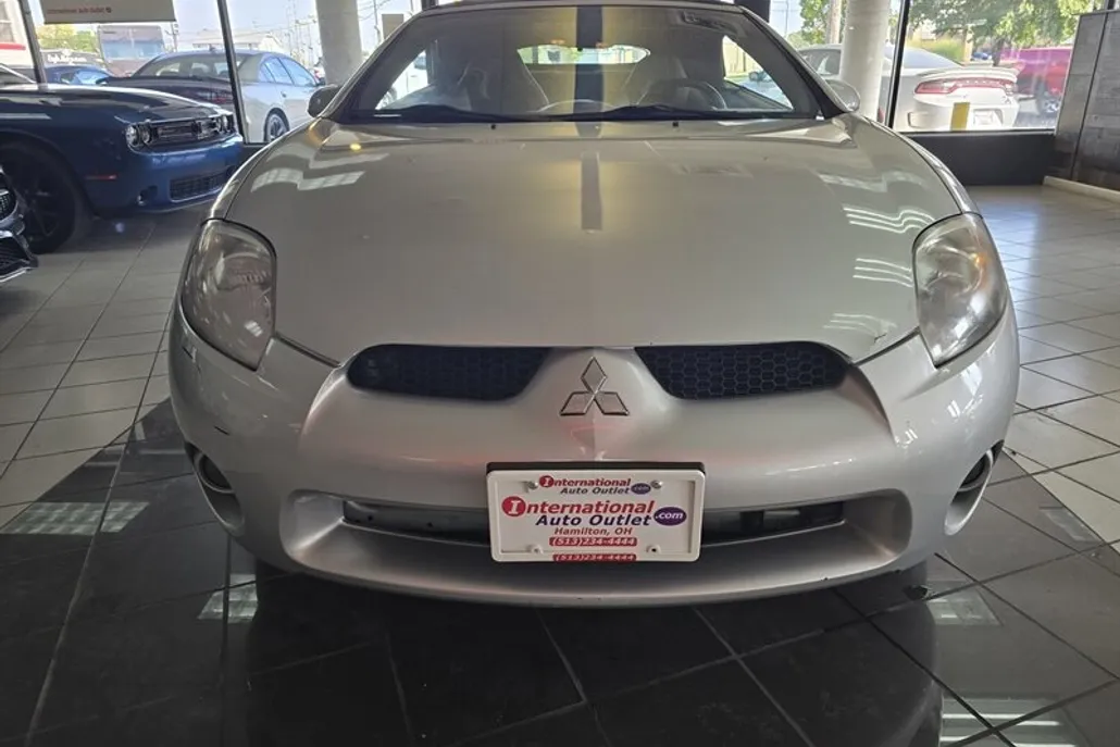 2008 Mitsubishi Eclipse Spyder GT photo 1