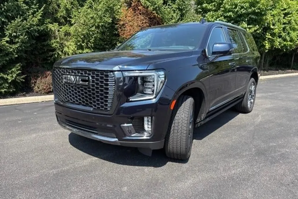 2023 Gmc Yukon Denali Ultimate photo 1