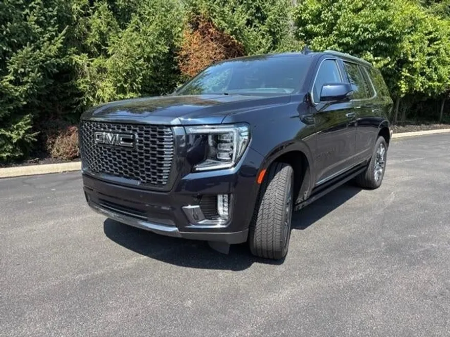 2023 Gmc Yukon Denali Ultimate photo 1