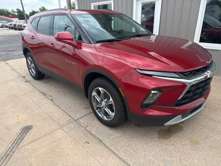 2023 Chevrolet Blazer 2LT photo 1