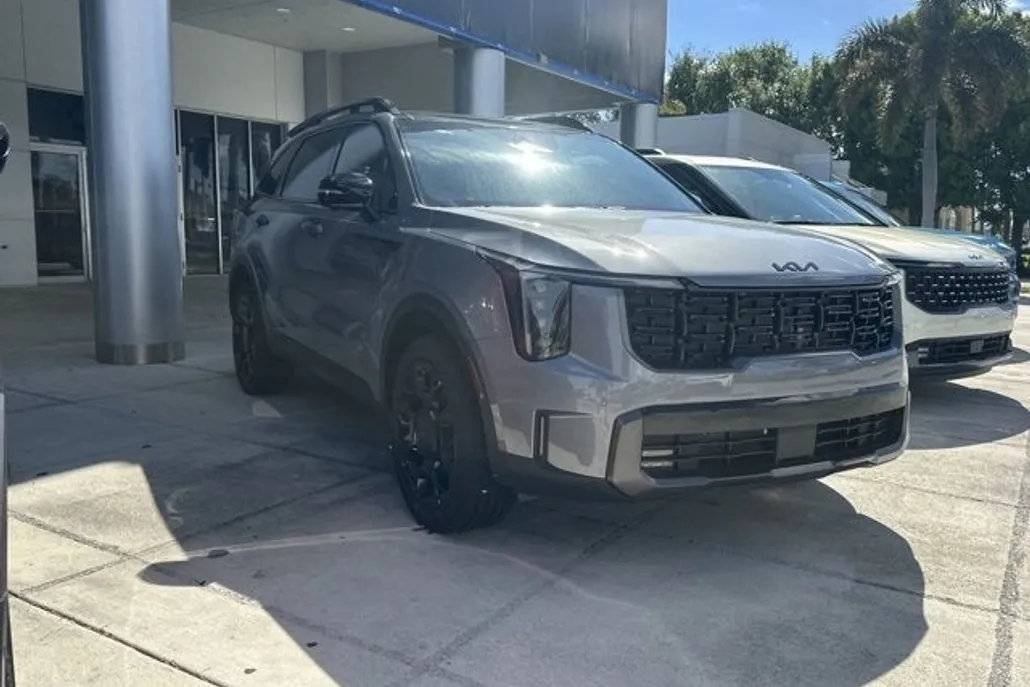 2025 Kia Sorento X-Line SX Prestige photo 1