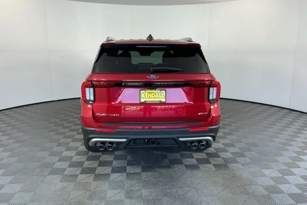 2025 Ford Explorer Platinum photo 1