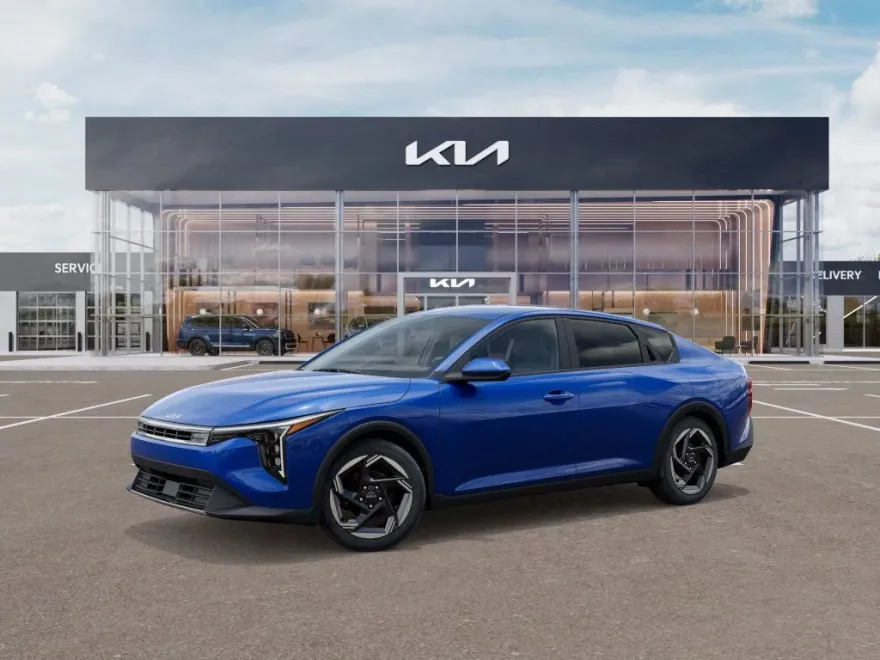 2025 Kia K4 EX photo 1