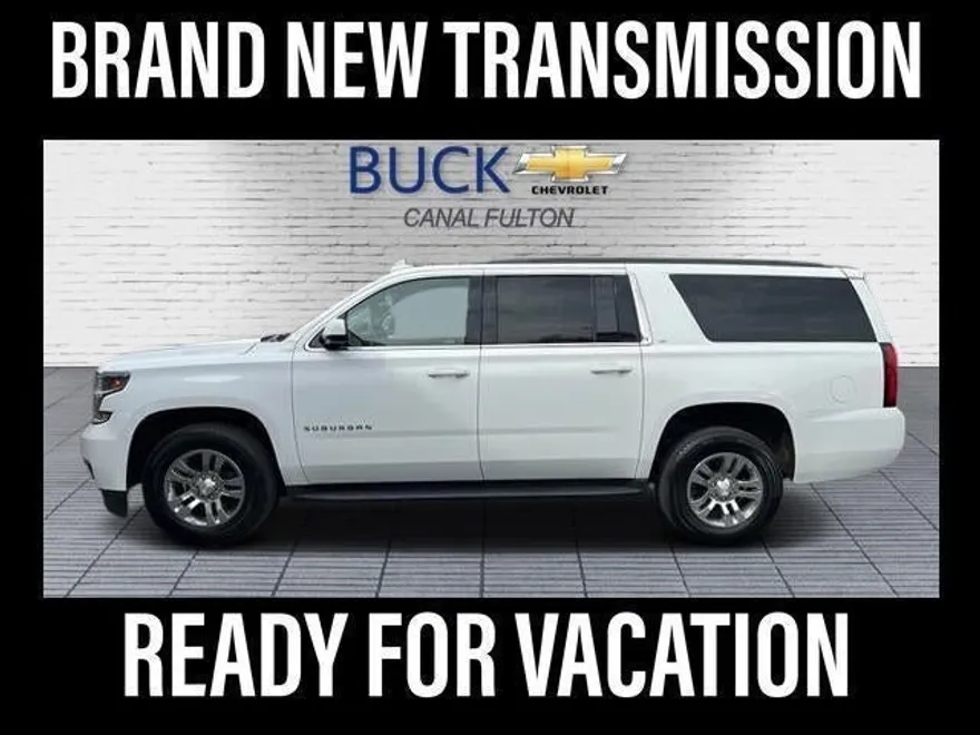 2017 Chevrolet Suburban LT photo 1