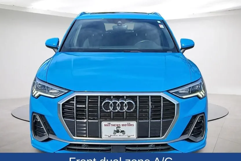 2023 Audi Q3 Premium 45 TFSI S line photo 1
