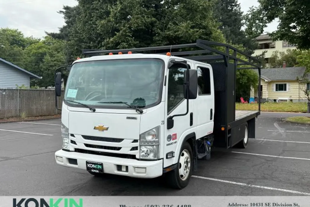 2017 Chevrolet Silverado 5500HD photo 1