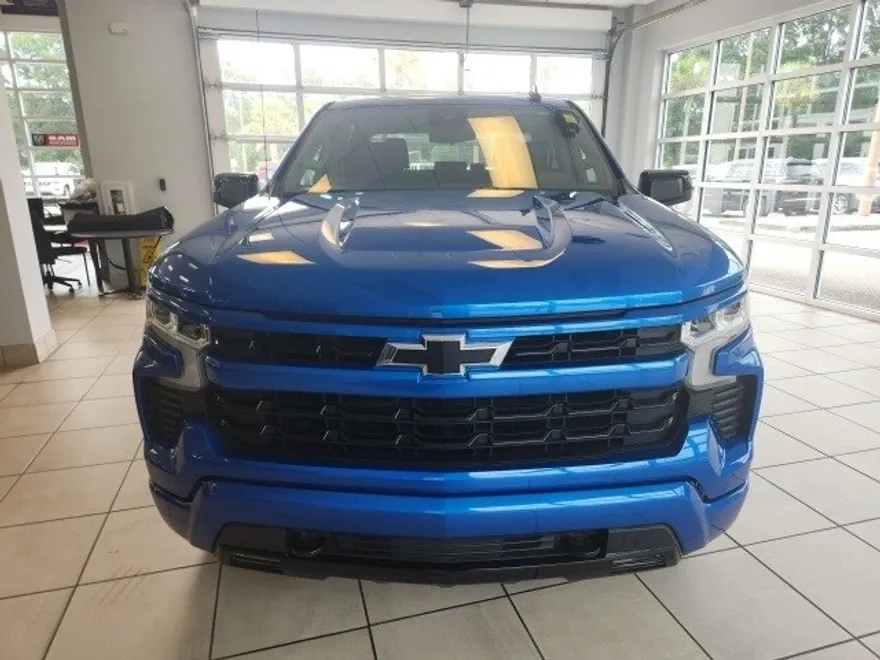 2022 Chevrolet Silverado 1500 RST photo 1