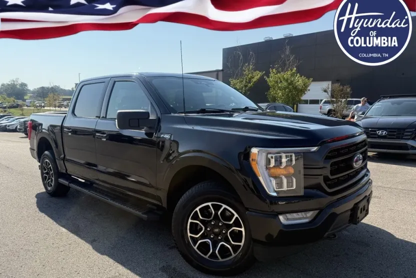 2023 Ford F-150 XLT photo 1