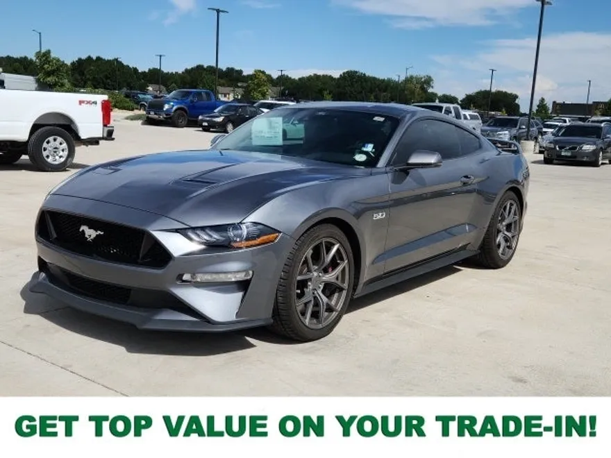 2022 Ford Mustang GT Premium photo 1