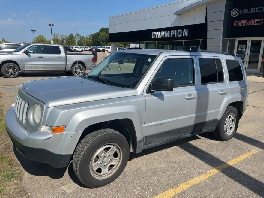 2012 Jeep Patriot Sport photo 1
