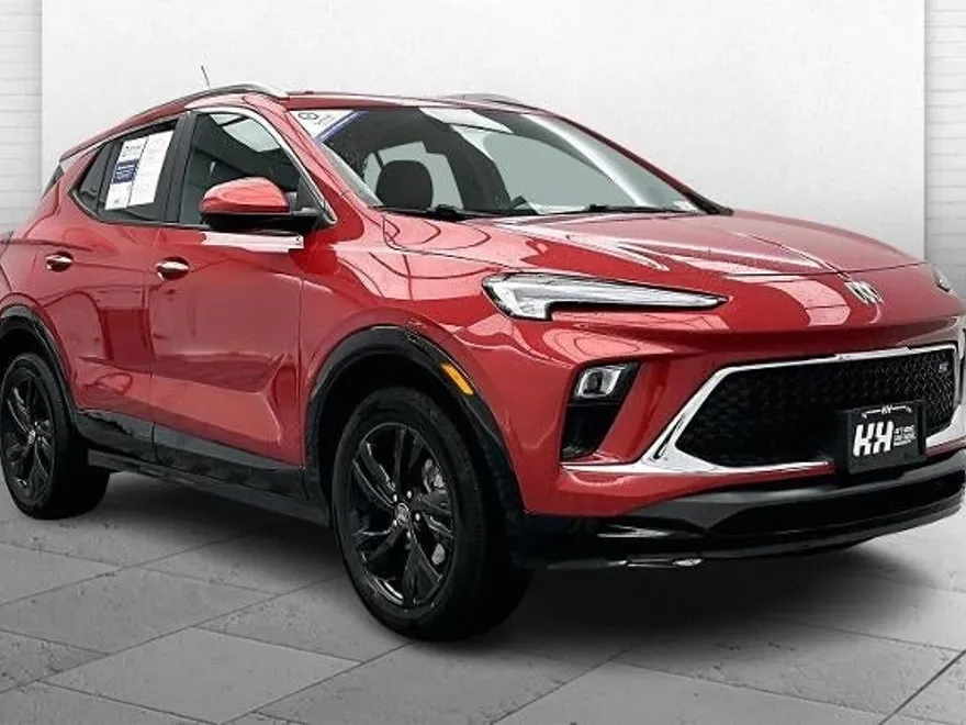 2024 Buick Encore GX Sport Touring photo 1