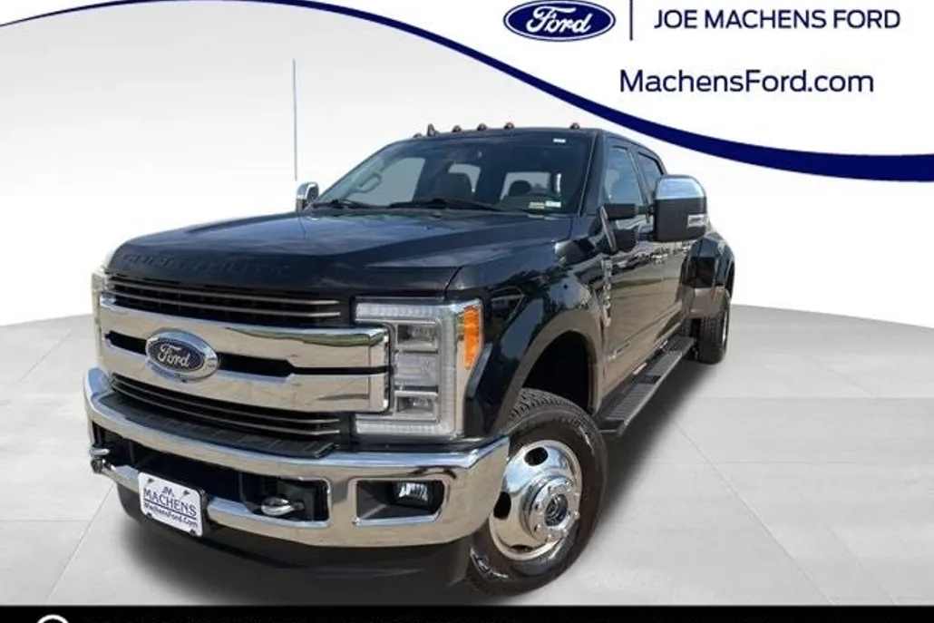 2019 Ford F-350 King Ranch photo 1