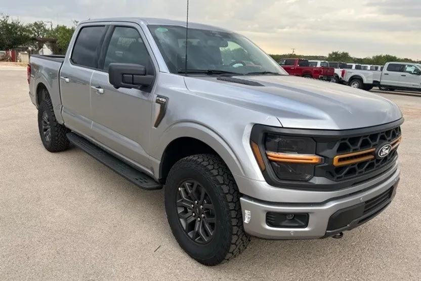 2025 Ford F-150 Tremor photo 1