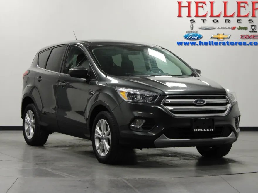 2019 Ford Escape SE photo 1