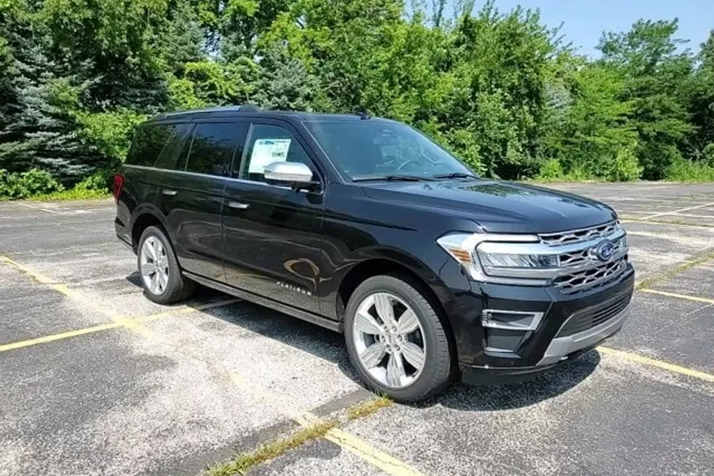 2024 Ford Expedition Platinum photo 1