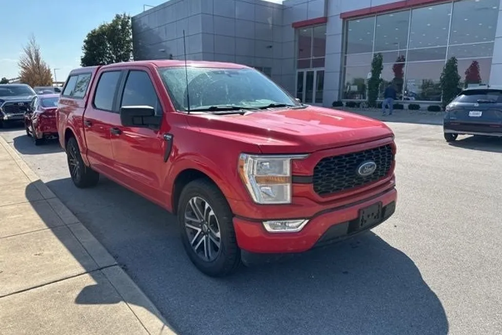2022 Ford F-150 XL photo 1