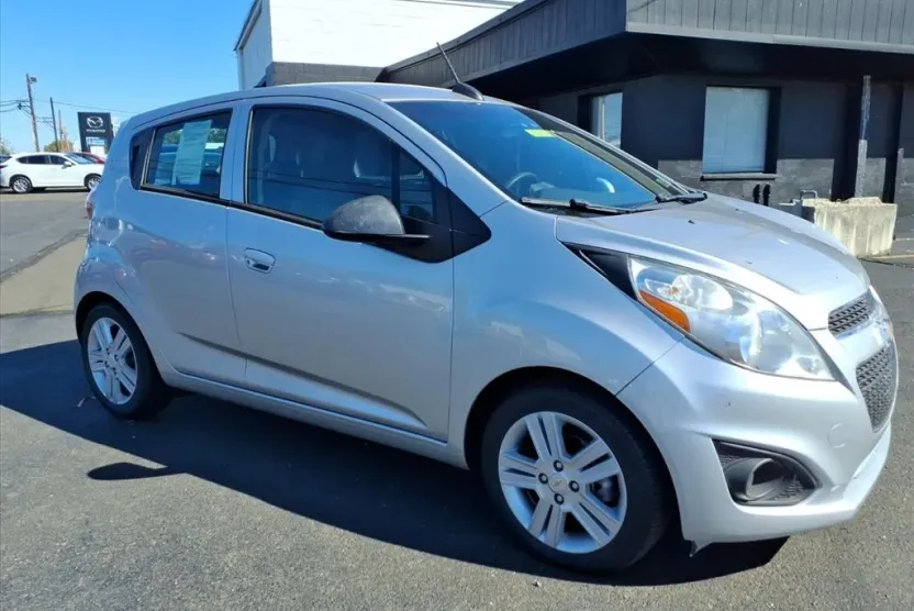2015 Chevrolet Spark 1LT photo 1
