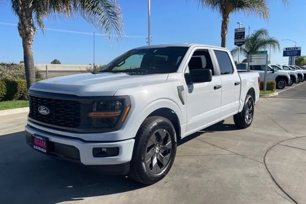 2025 Ford F-150 STX photo 1