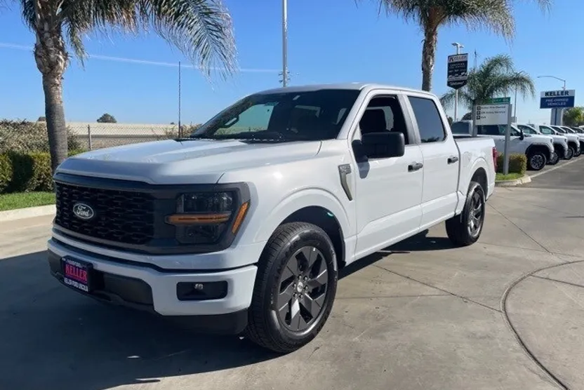 2025 Ford F-150 STX photo 1