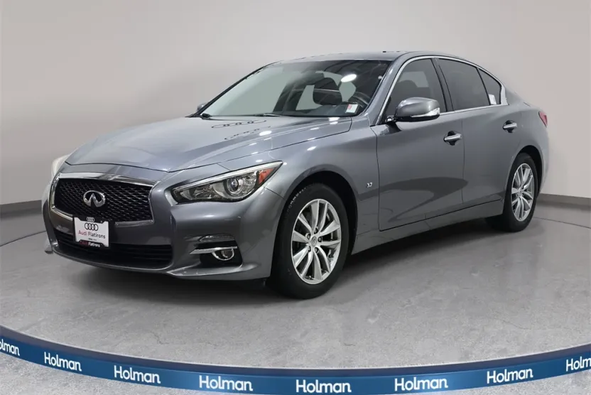 2015 Infiniti Q50 Premium photo 1