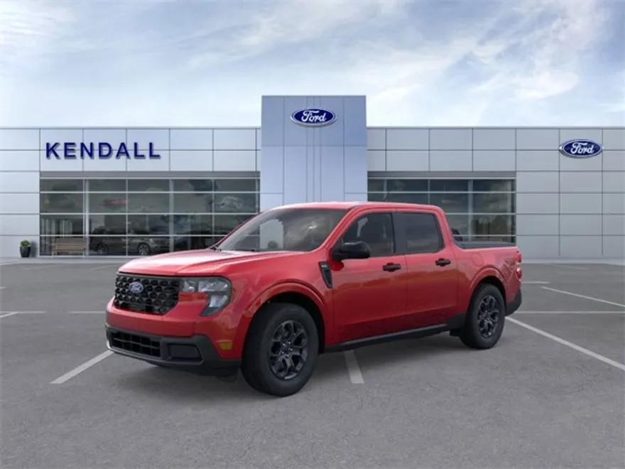 2025 Ford Maverick XLT photo 1
