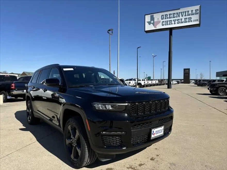 2025 Jeep Grand Cherokee L photo 1