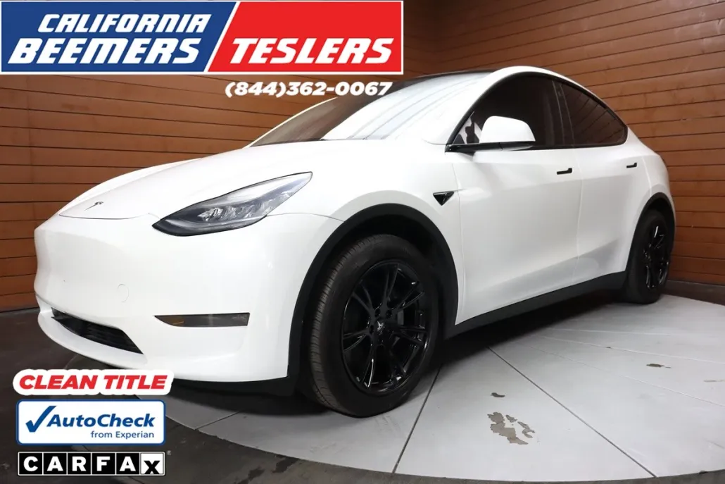 2021 Tesla Model Y Long Range photo 1