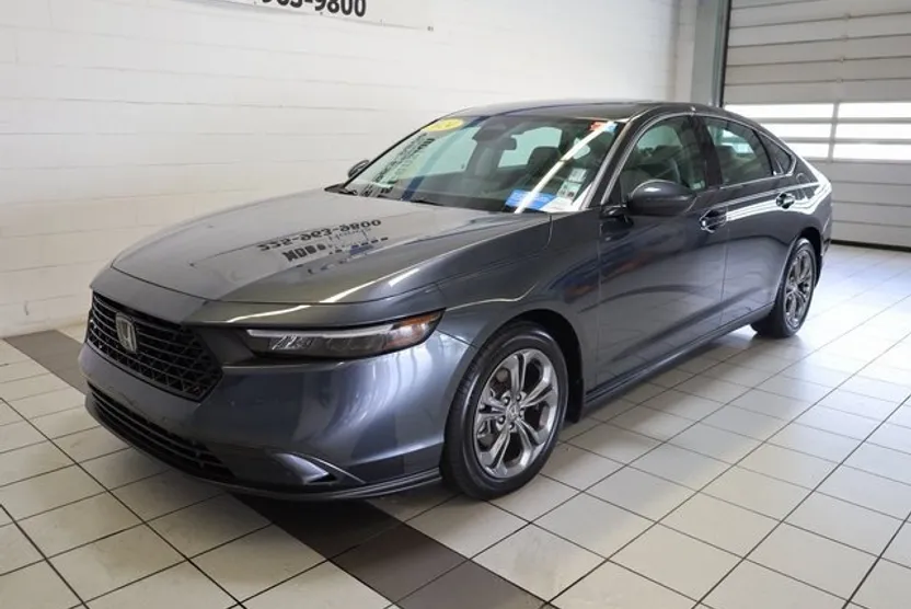 2024 Honda Accord 1.5T EX photo 1