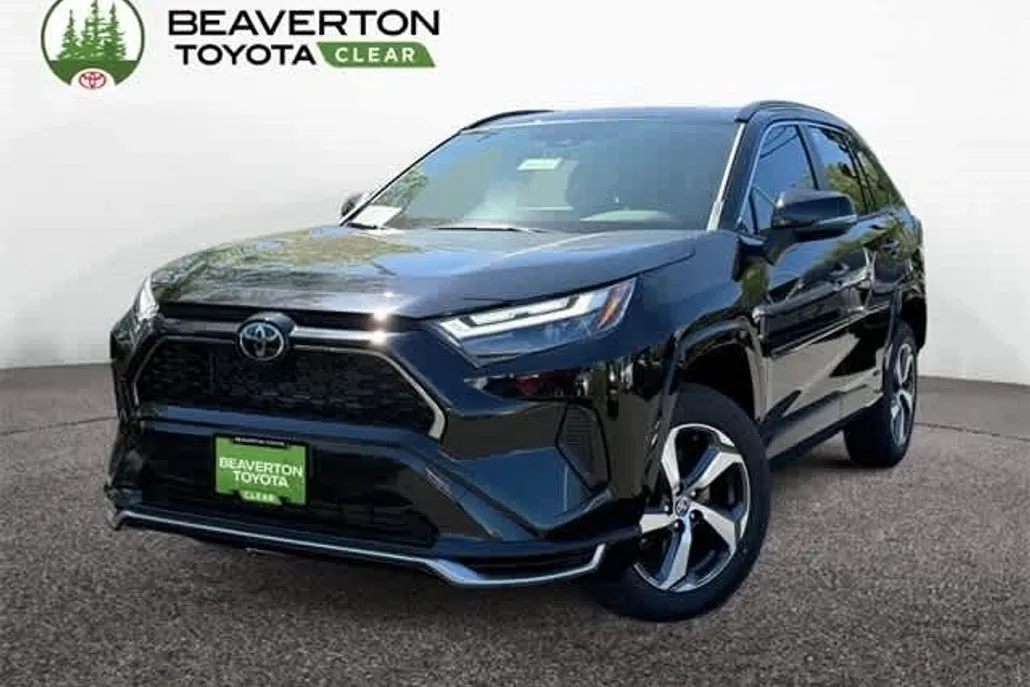 2025 Toyota RAV4 Hybrid SE photo 1
