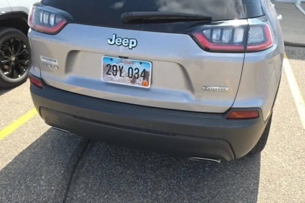 2019 Jeep Cherokee Latitude photo 1