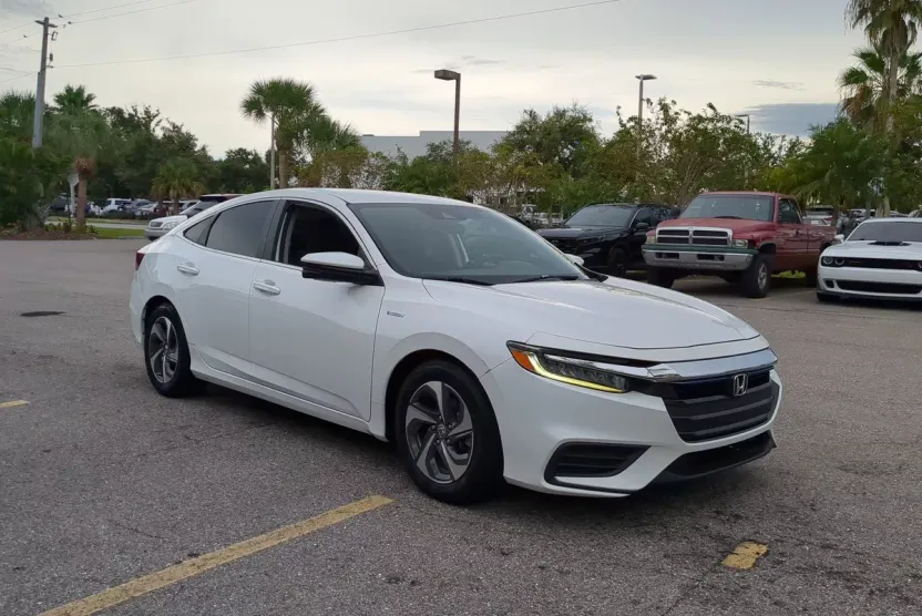 2019 Honda Insight EX photo 1