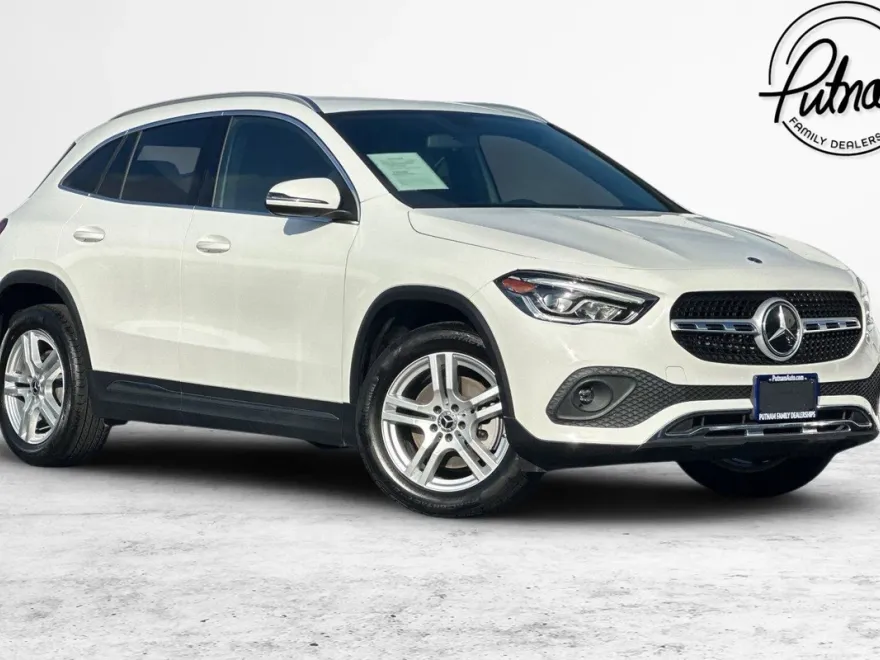 2023 Mercedes Benz GLA 250 photo 1