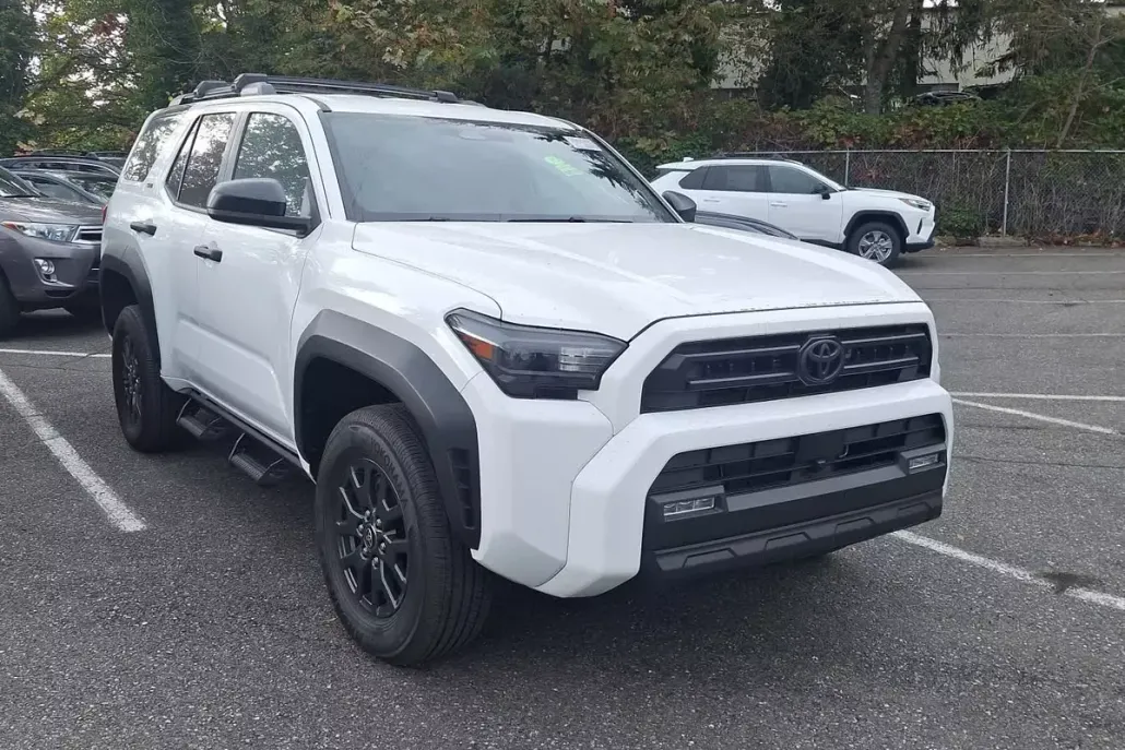 2025 Toyota 4Runner SR5 photo 1