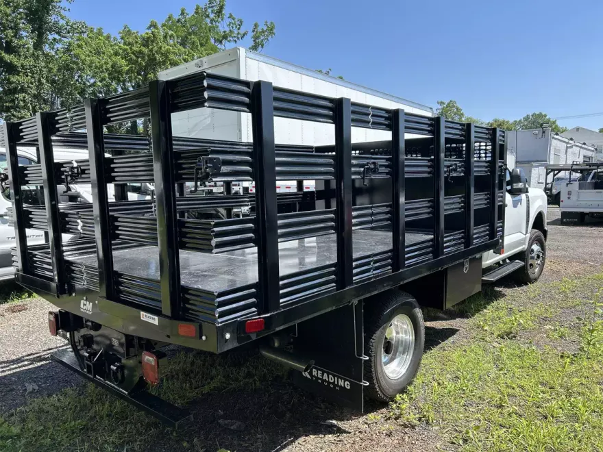 2025 Ford F-350 XL photo 1