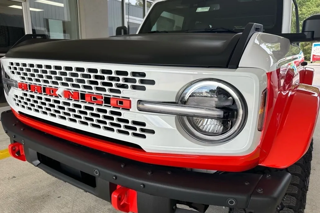 2025 Ford Bronco First Edition photo 1