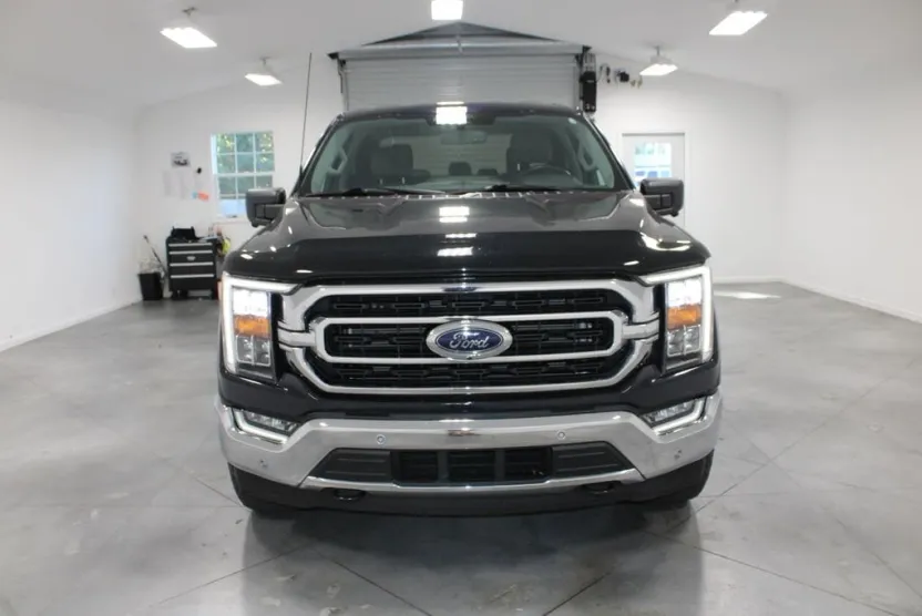 2022 Ford F-150 XLT photo 1