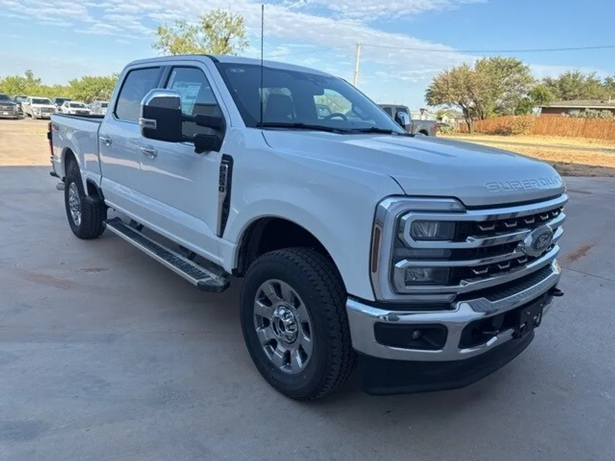 2026 Ford F-250 Lariat photo 1