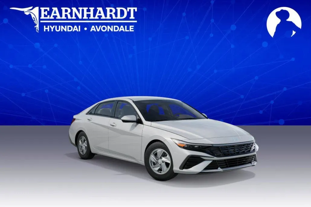 2025 Hyundai Elantra SE photo 1