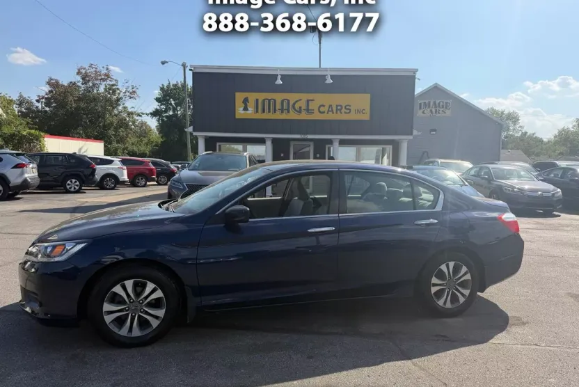 2015 Honda Accord LX photo 1