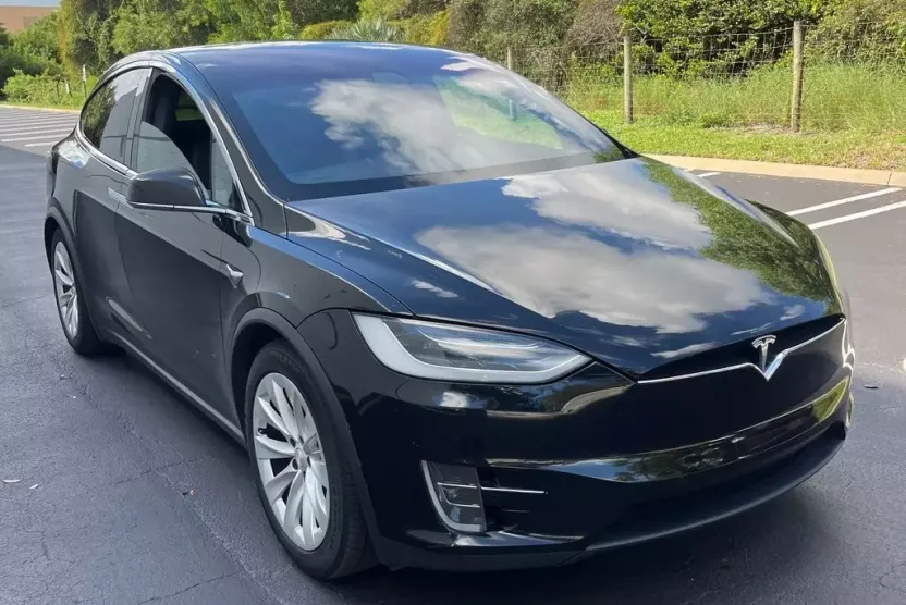2018 Tesla Model X 75D photo 1