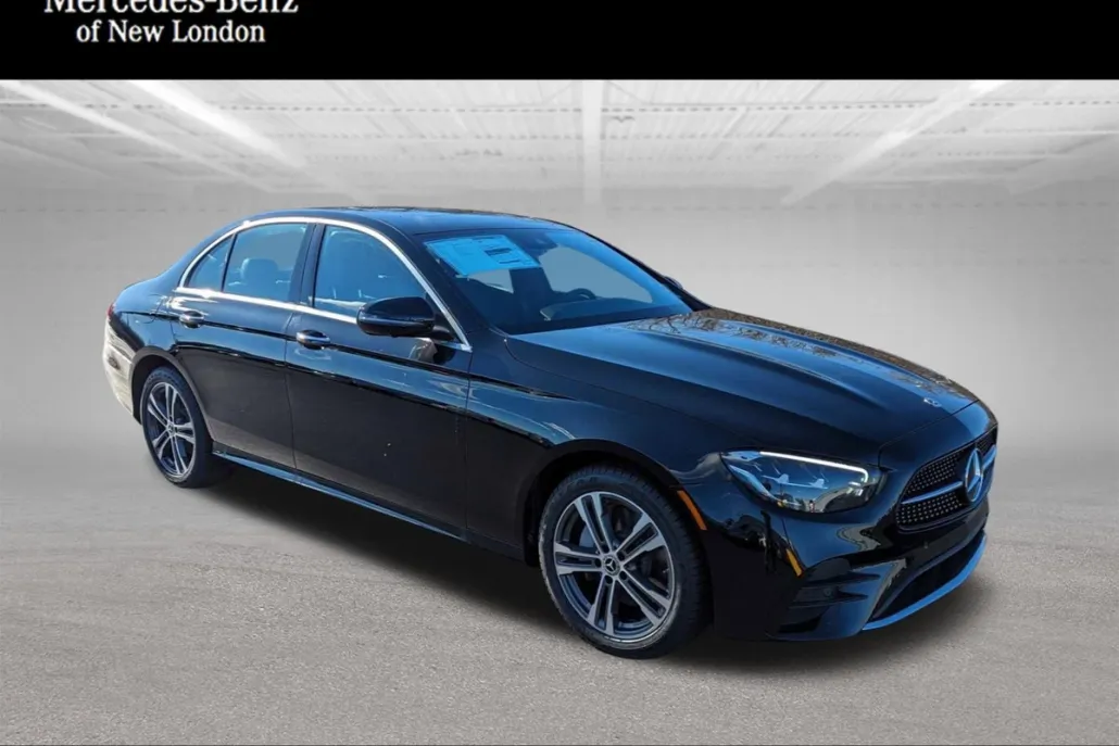 2023 Mercedes Benz E 350 4MATIC Sedan photo 1