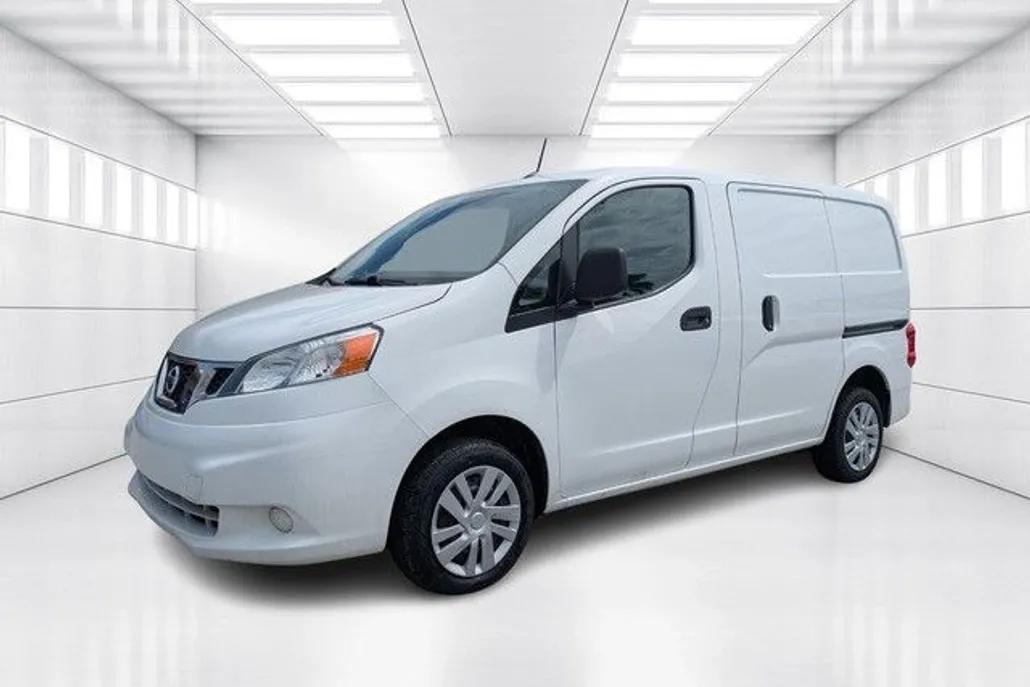 2020 Nissan NV200 SV photo 1