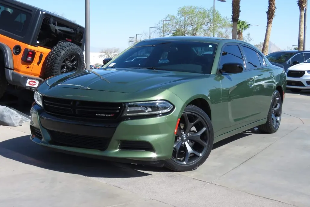 2020 Dodge Charger SXT photo 1