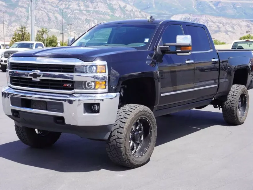 2016 Chevrolet Silverado 3500HD LTZ photo 1