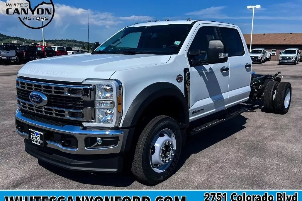 2025 Ford F-450 XL photo 1